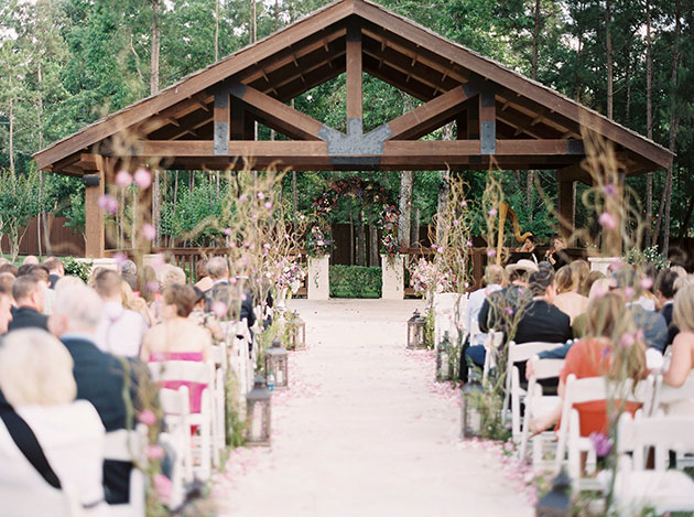 THE SPRINGS in Lake Conroe Rustic Wedding Venues in